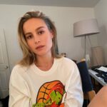 Fuck I want to cum on Brie Larson's face