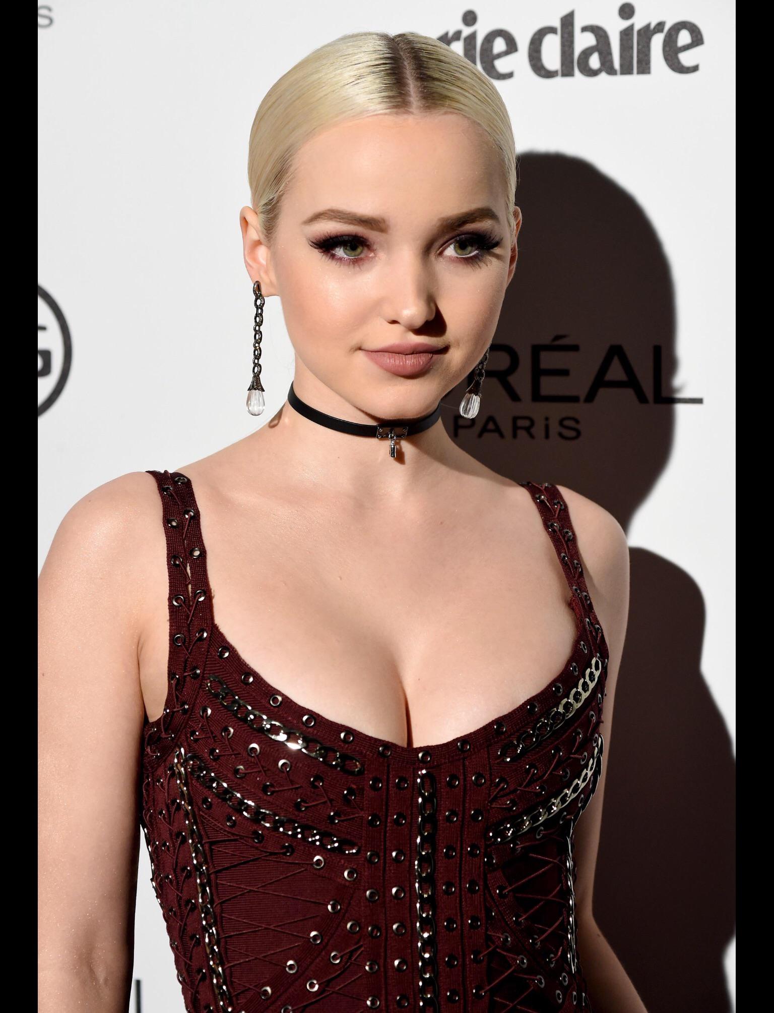 I get huge boners for dove Cameron I literally can’t hold it it.