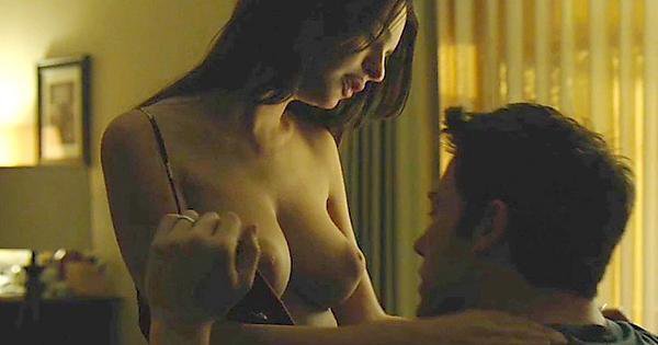 Emily Ratajkowski in Gone Girl 2014