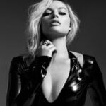 Margot Robbie is so fucking sexy.