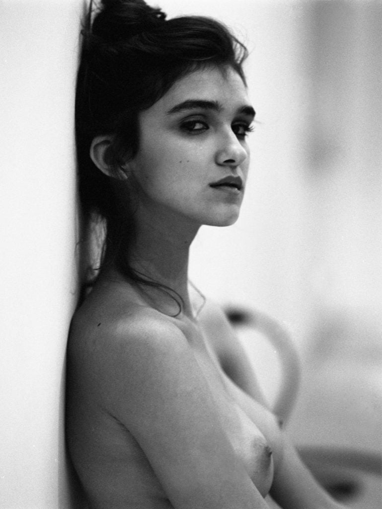 Paula Bulczynska Sexy & Topless (10 Photos)