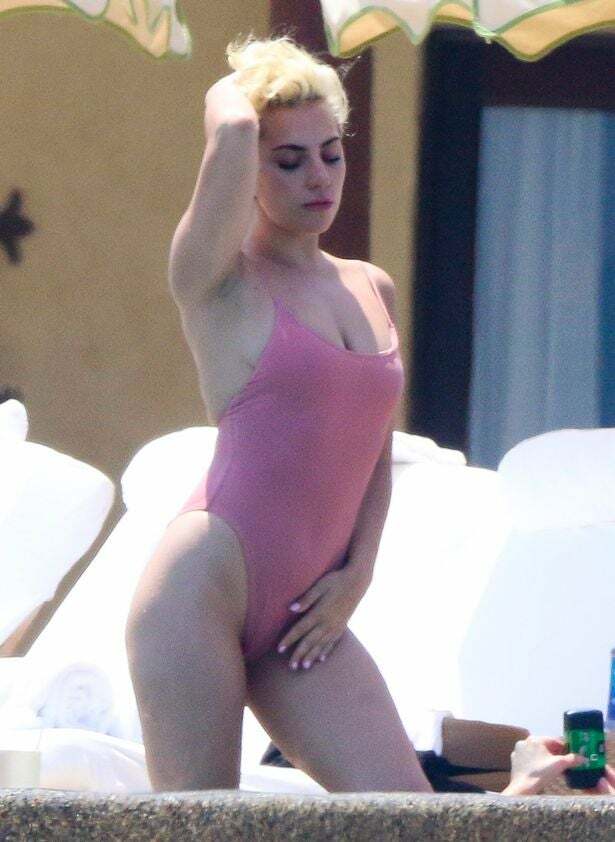 Lady Gaga and that sexy pink leotard is making me shoot ropes.