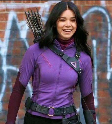 I would love to fuck Hailee Steinfeld in that costume