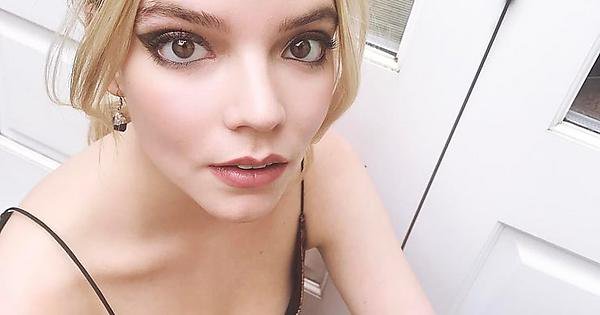 Anya Taylor-Joy loves pulling daddy into the bathroom and deepthroating him while mom's in the other room