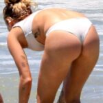 Would love to eat Miley Cyrus arse.
