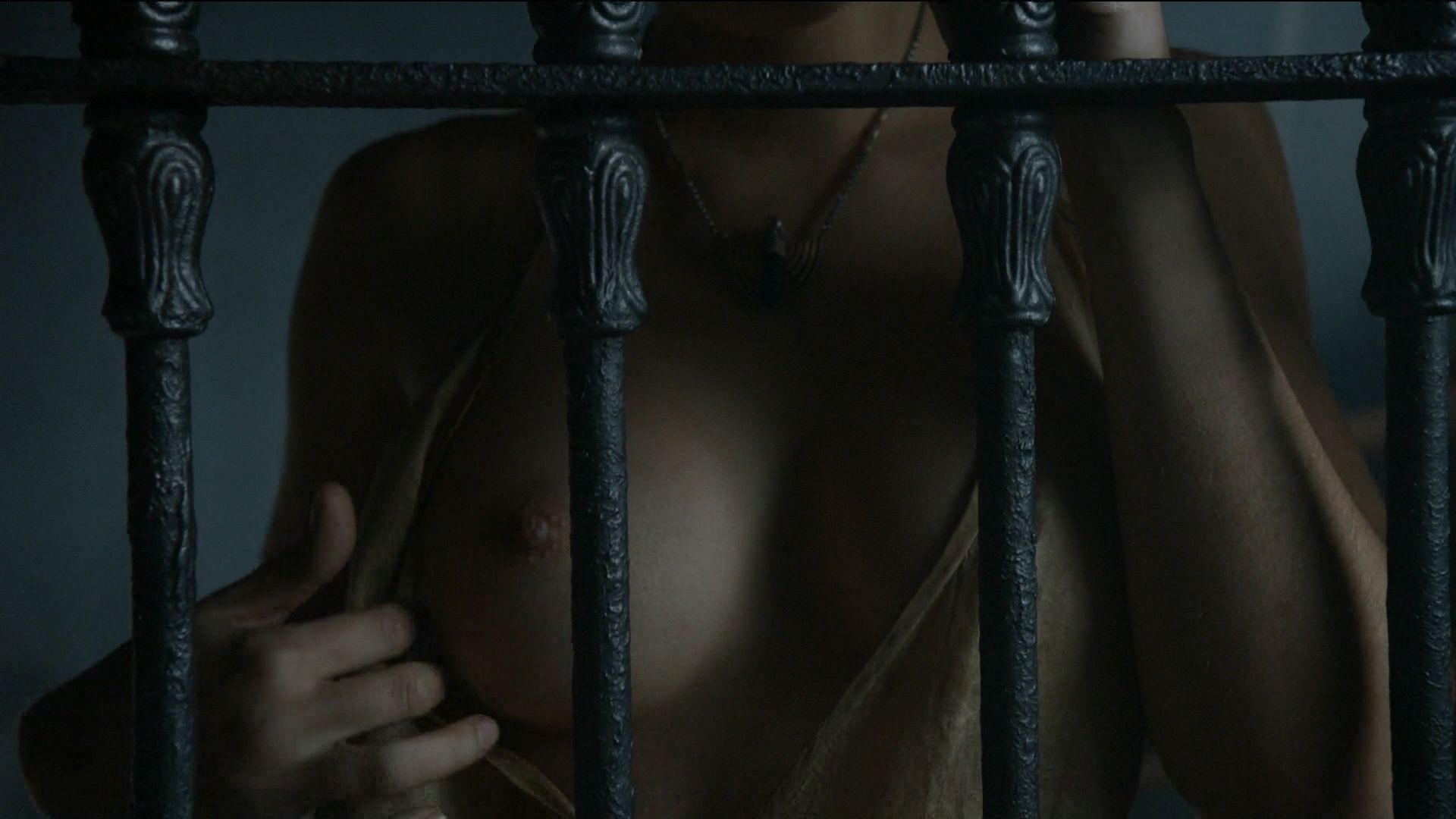 Rosabell-Laurenti-Sellers-Topless-5