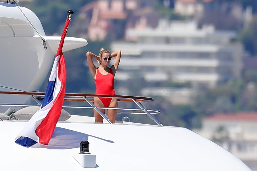 Natasha Poly Sexy (29 Photos)