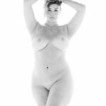 Hunter McGrady Naked (4 Photos)