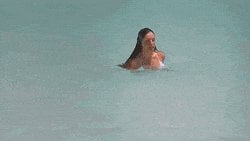 Kelly Brook in Survival Island