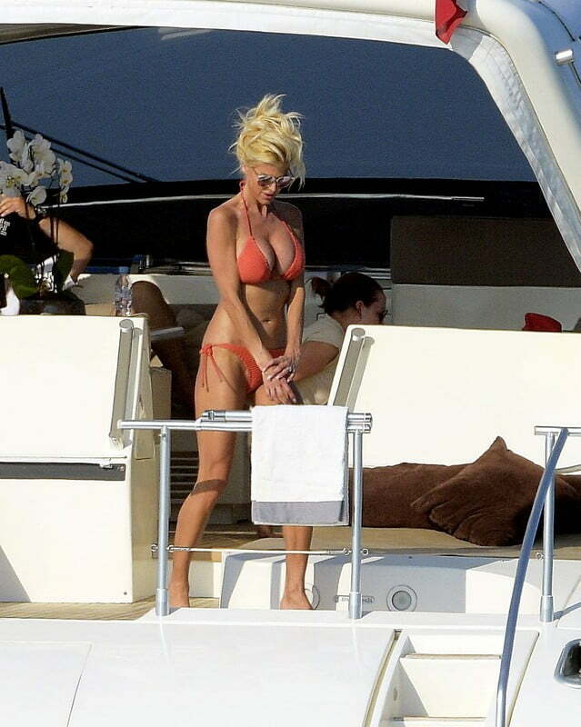 Victoria silvstedt tits