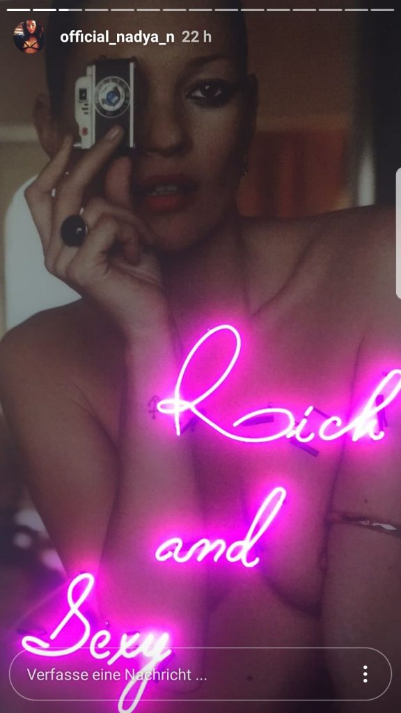 Nadya Nepomnyashaya Topless (1 Photo)