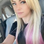 I want an uber date with Alexa Bliss 😍😍💦❤