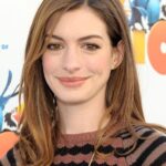 Imagine giving Anne Hathaway a facial after a good blowjob