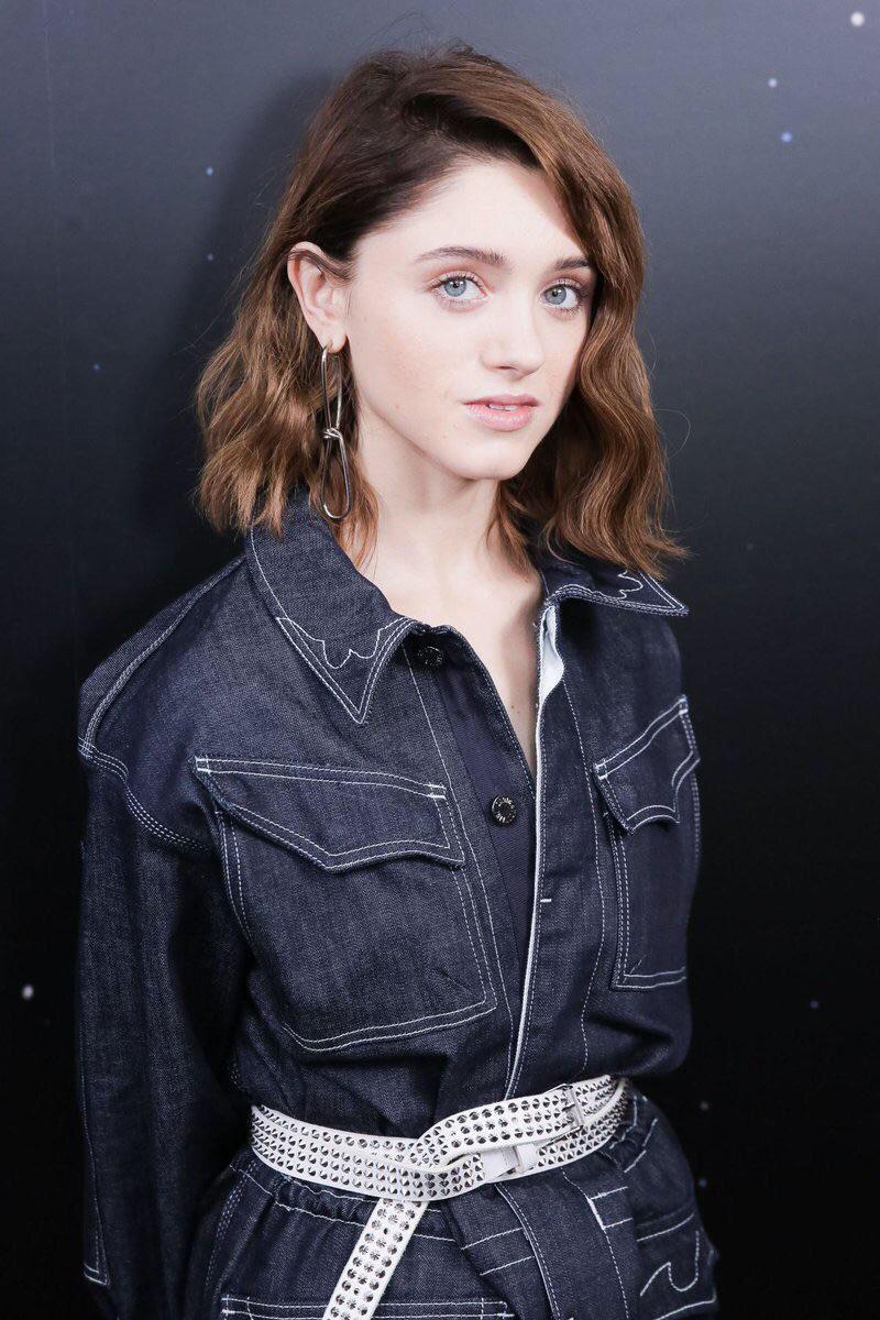 Gotta love Natalia Dyer's fuckable mouth and petite body