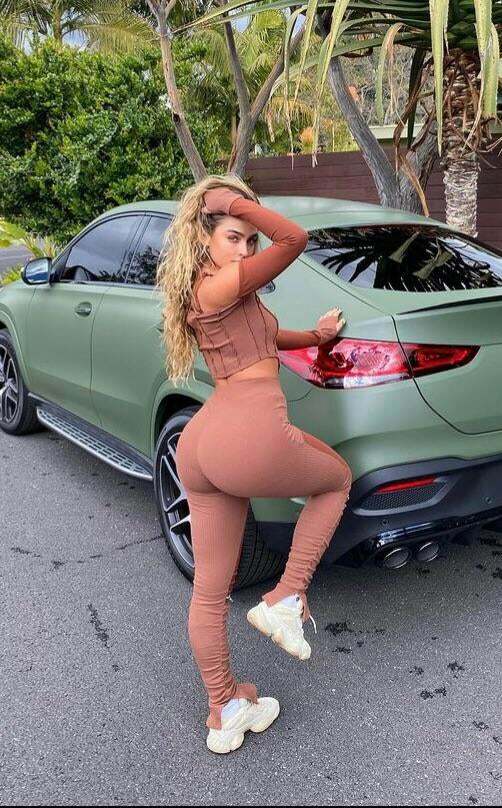 Sommer Ray is like your cousin who says she hates men objectifying women but shows off her huge ass any chance she gets