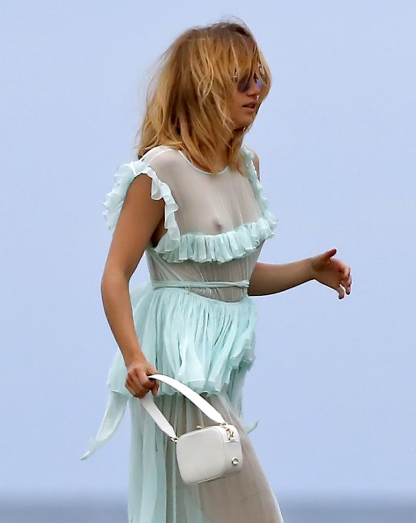 Suki Waterhouse See Through 3