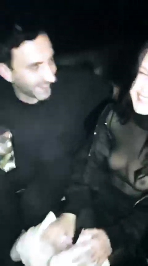 Bella Hadid Tits 3