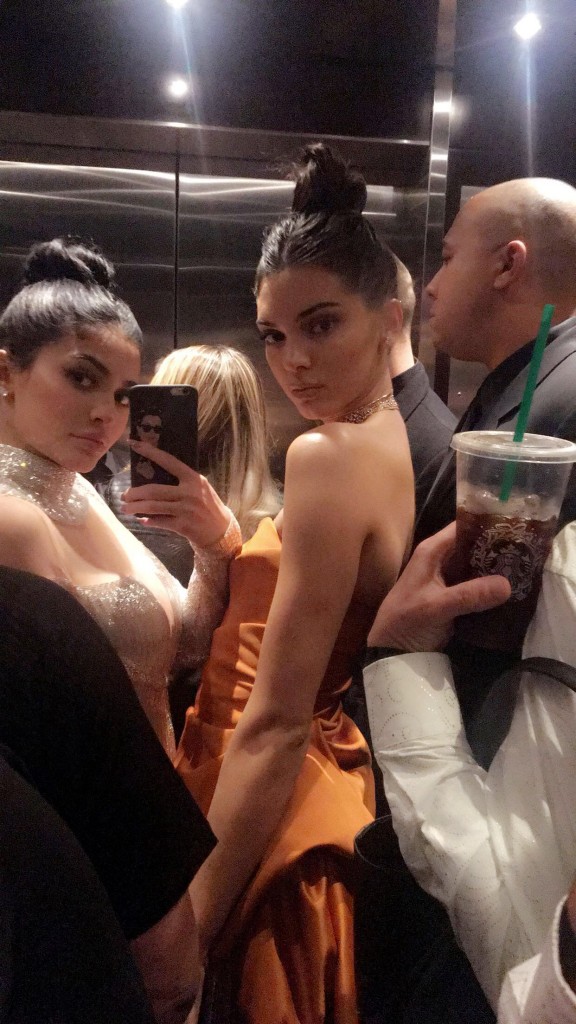 Kylie Jenner & Kendall Jenner Sexy 3