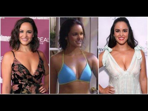 Melissa Fumero is my new favorite celebrity. My God she’s cute as fuck. 🤤