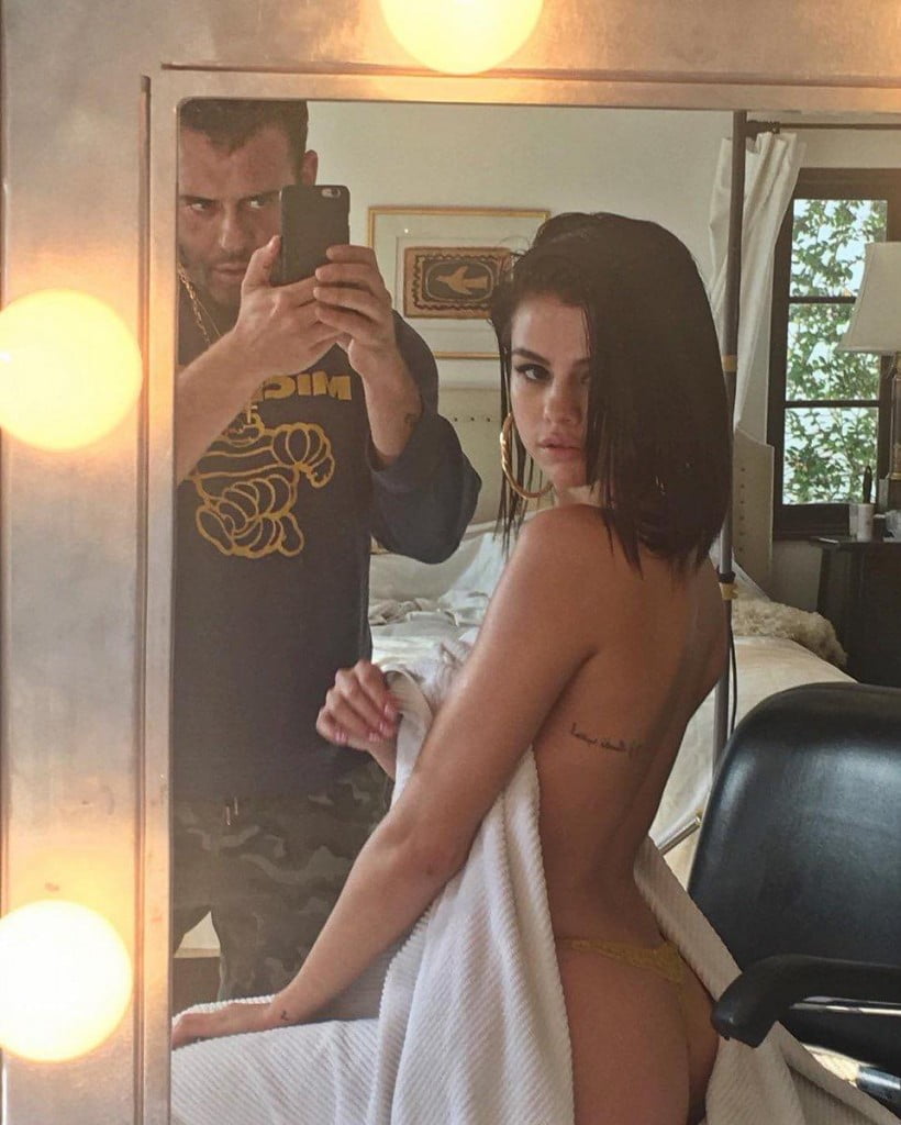 Selena Gomez Topless