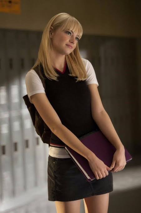 Still wanna pin Emma Stone Up against the lockers and