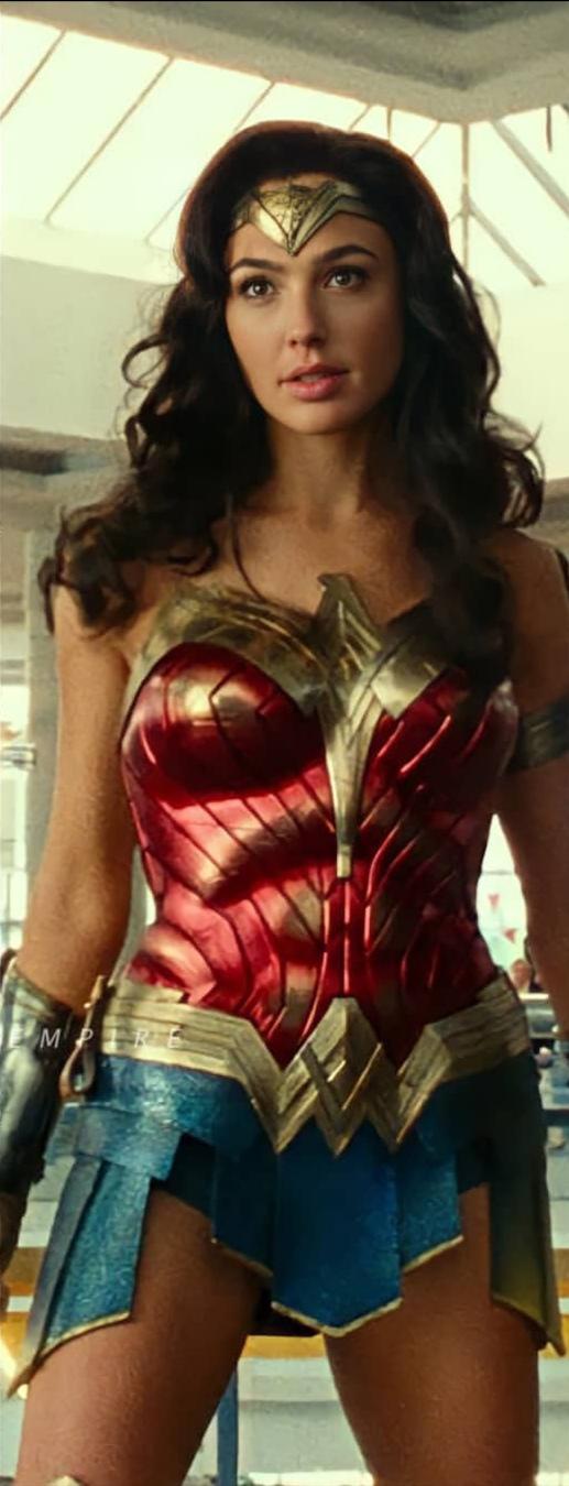 Gal Gadot's Wonder Woman always makes my cock go crazy