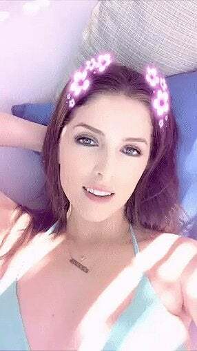 Would you let Anna Kendrick peg you?!