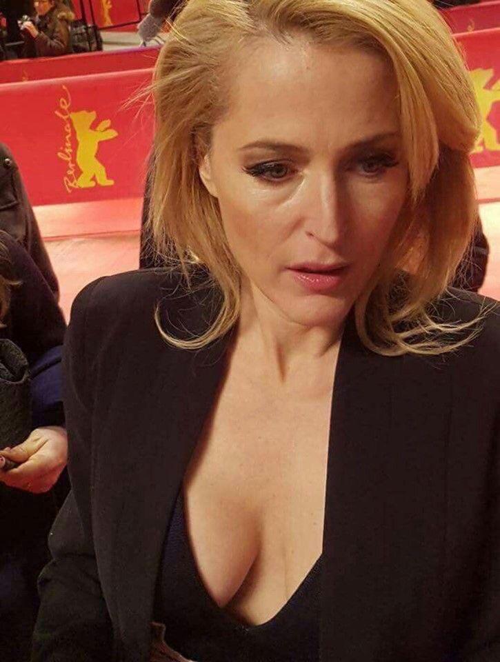 Gillian Anderson