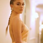 Florence Pugh with a very seductive look