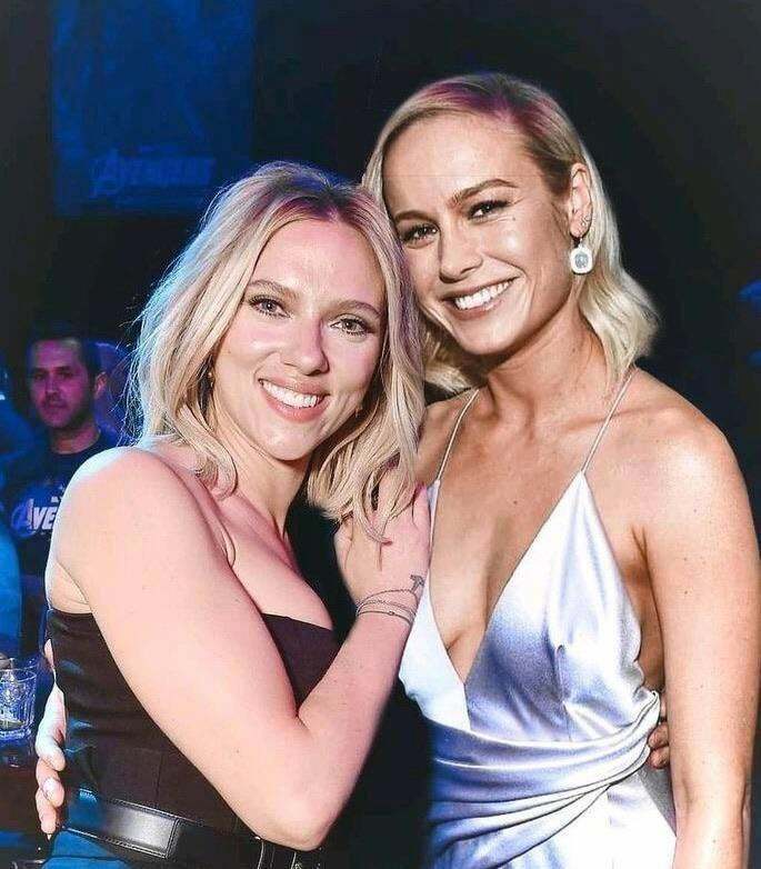 Scarlett Johansson and Brie Larson seem like the kind of girls who are all too eager to fuck the boss for attention