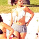 Young and thick Selena Gomez has me throbbing