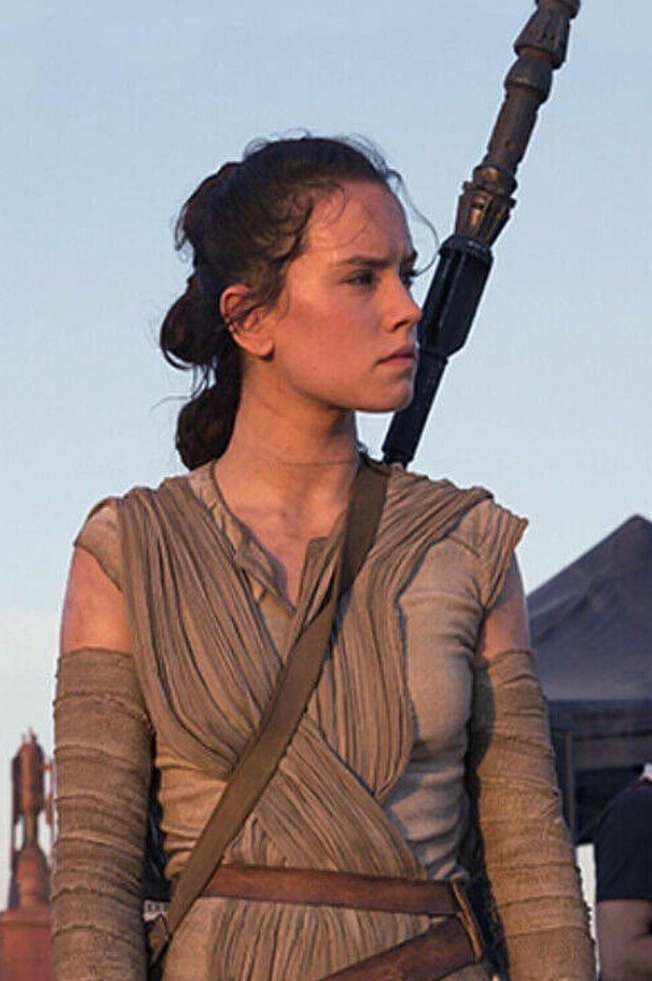 Love the idea of Rey (Daisy Ridley) trading her holes to survive on Jakku