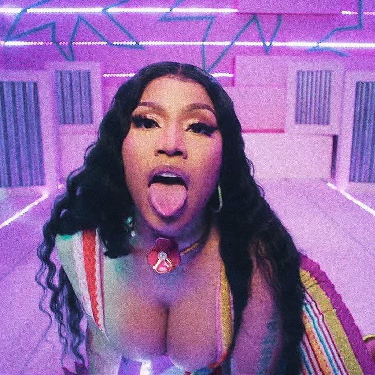 Would definitely sword fight a bud on Nicki Minaj s face and mouth until we both end up cumming on her face 🥵