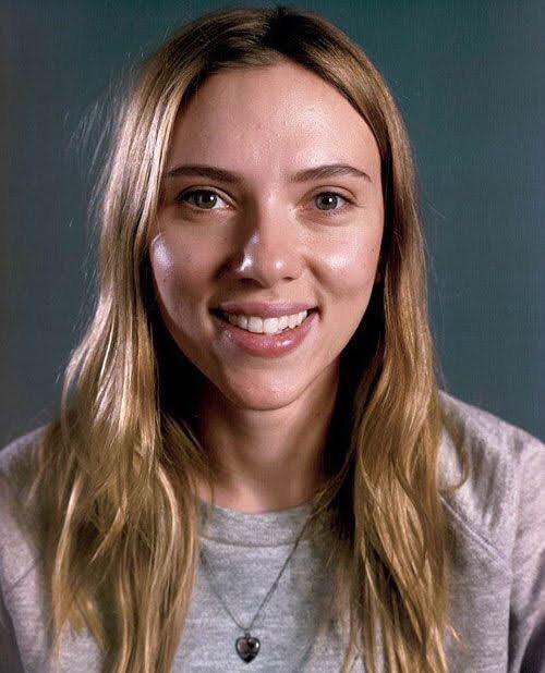 Natural Scarlett Johansson