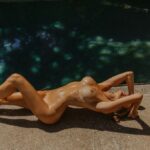 Jocelyn Binder Naked (5 Photos)