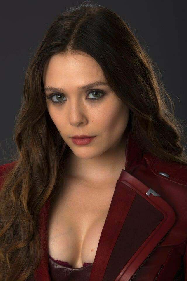 Who wants to get nasty with Elizabeth Olsen?