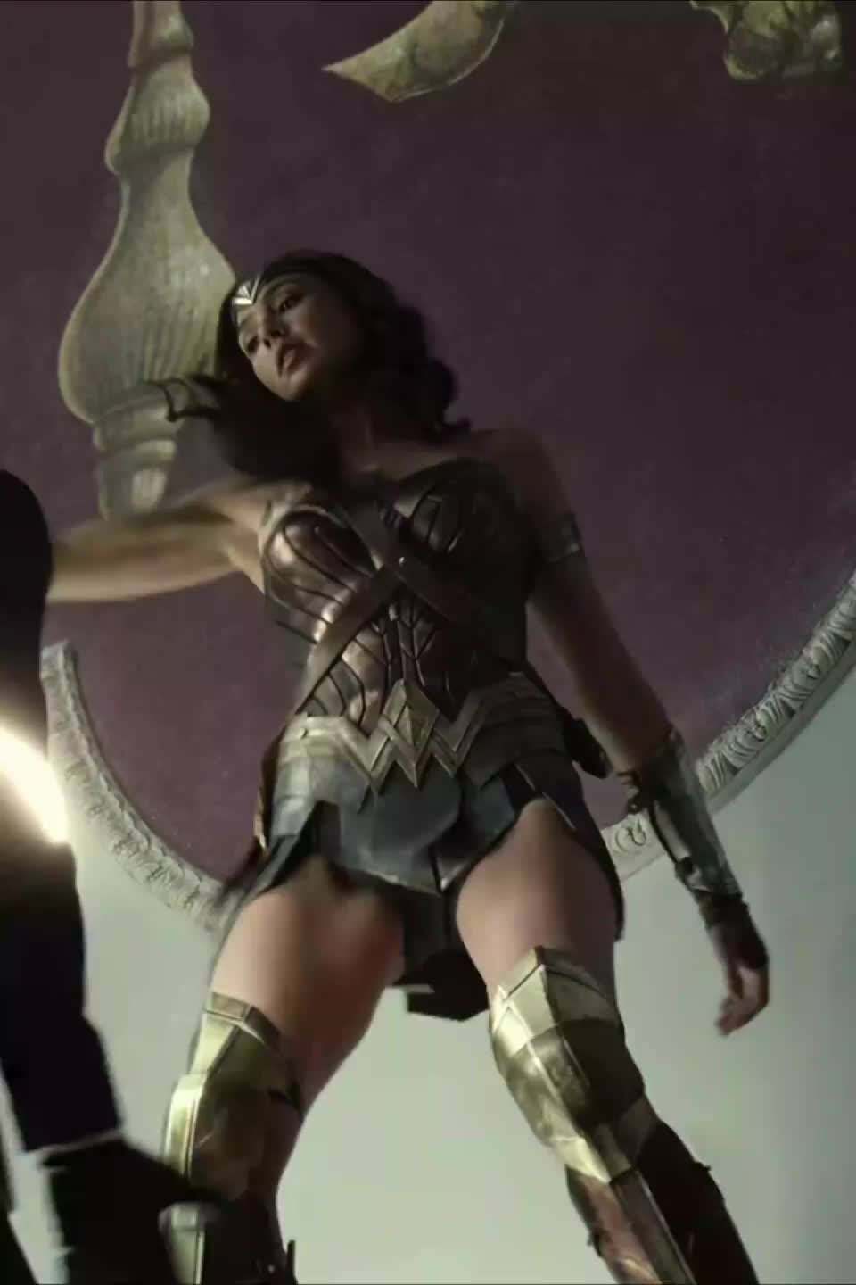 Gal Gadot - Zack Snyder's Justice League (NN) (Cropped for Mobile)