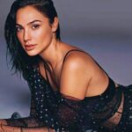 Gal Gadot is the perfect milf.