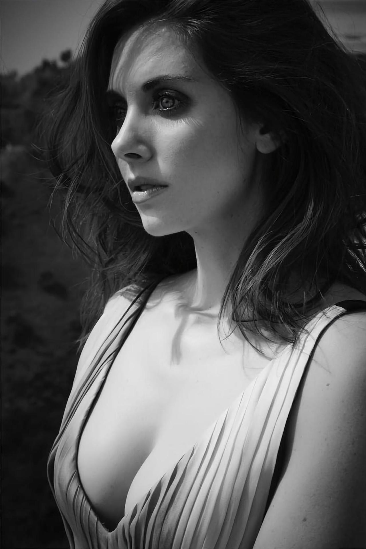 Quickie for Alison Brie