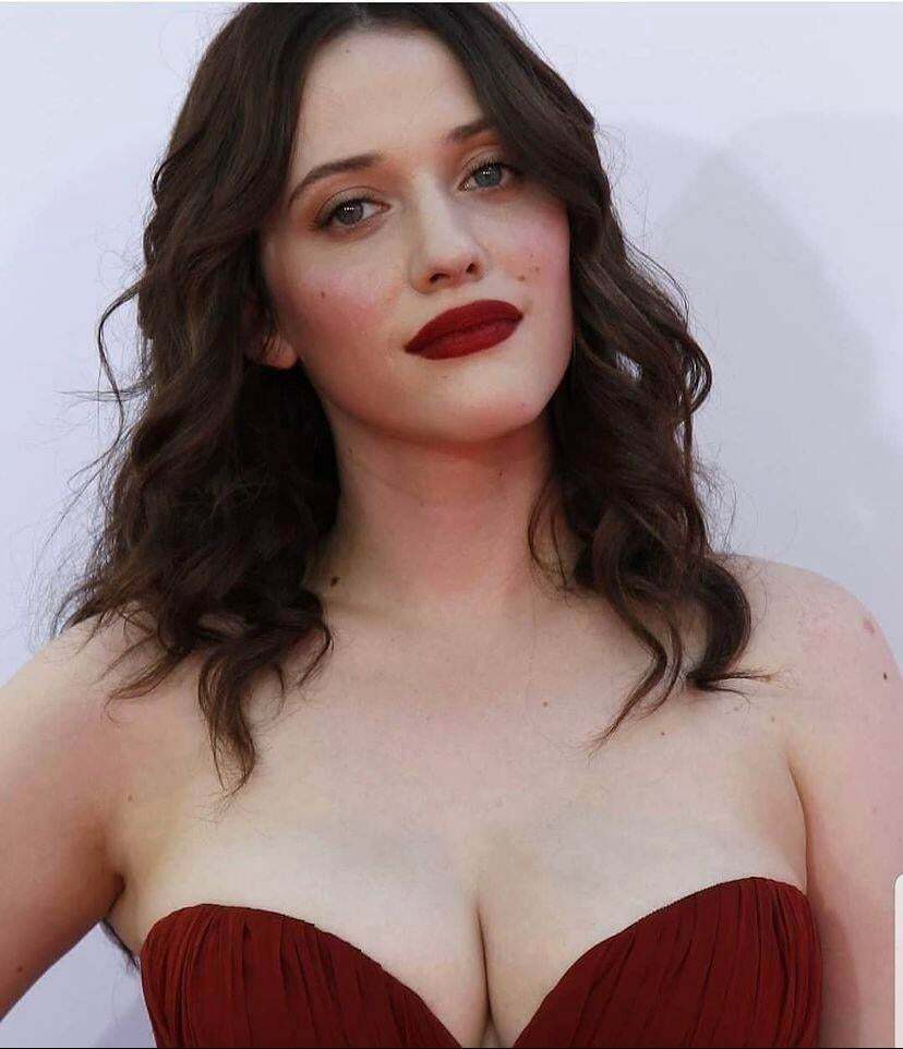 One delicious fat titty for each hand. Imagine rolling and pinching her nipples between your fingers. [Kat Dennings]