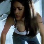 Salma Hayek big boobs plot in 'After the Sunset (2004)'