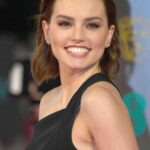 Daisy Ridley has such a beautiful smile