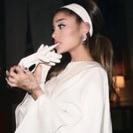 Fuck I wish Ariana grande would dominate me with a long teasing handjob