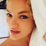 Candice Swanepoel Leaked (12 Photos)