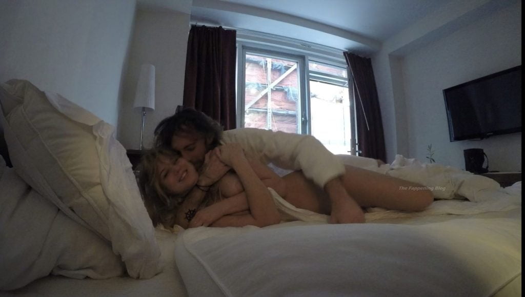 Casie Sloan Leaked (10 Photos)