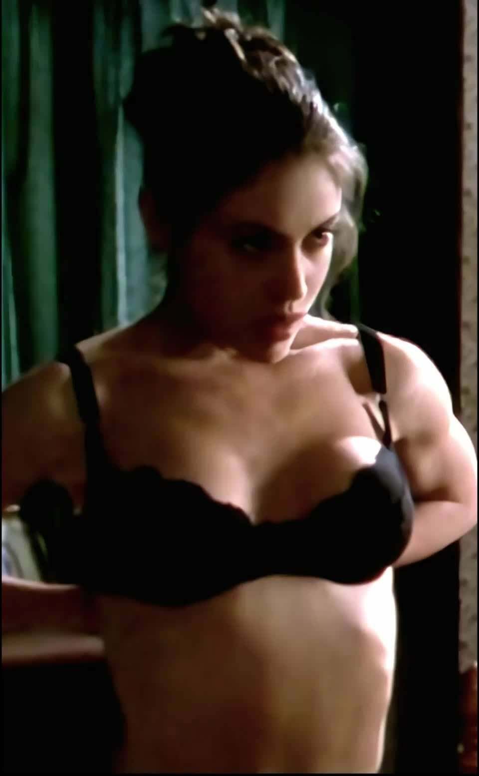 Alyssa Milano sweet plots in The Outer Limits mobile crop