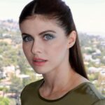 Let’s jerk to Alexandra Daddario