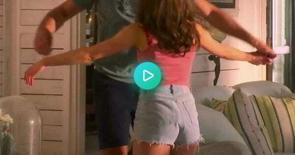 Joey King's delicious ass and thighs in shorts