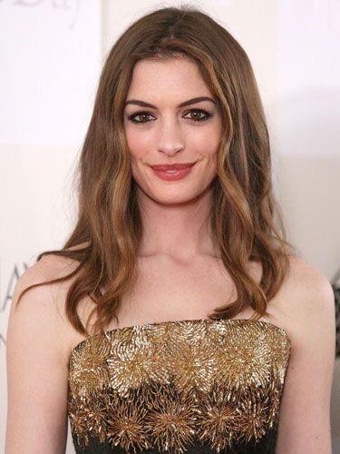 Need to cum for the perfect milf Anne Hathaway