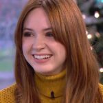 Feed Karen Gillan a creamy throatpie or withdraw and jizz all over her adorable face?